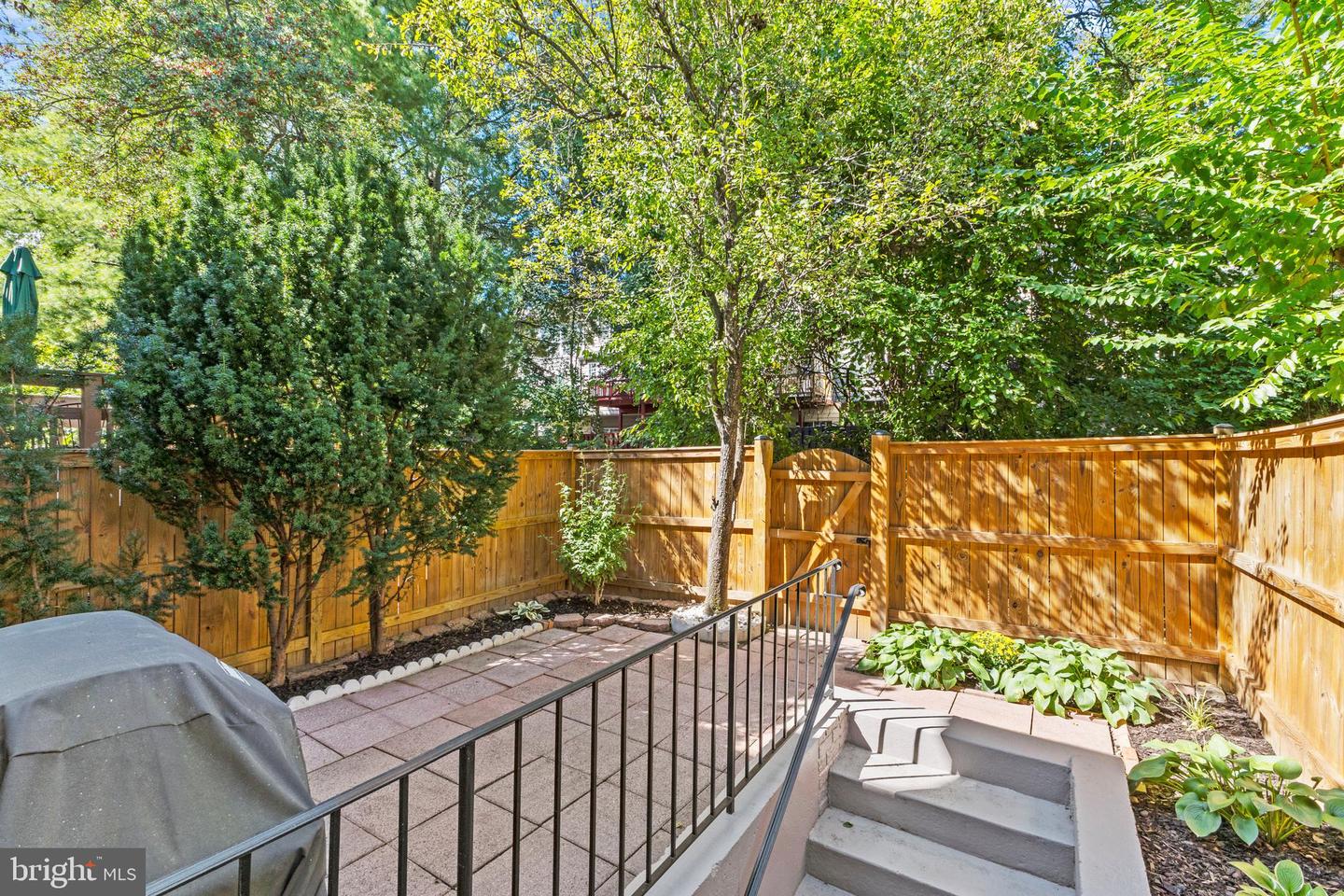 6822 ERICKA AVE, ALEXANDRIA, Virginia 22310, 3 Bedrooms Bedrooms, ,2 BathroomsBathrooms,Residential,For sale,6822 ERICKA AVE,VAFX2267674 MLS # VAFX2267674