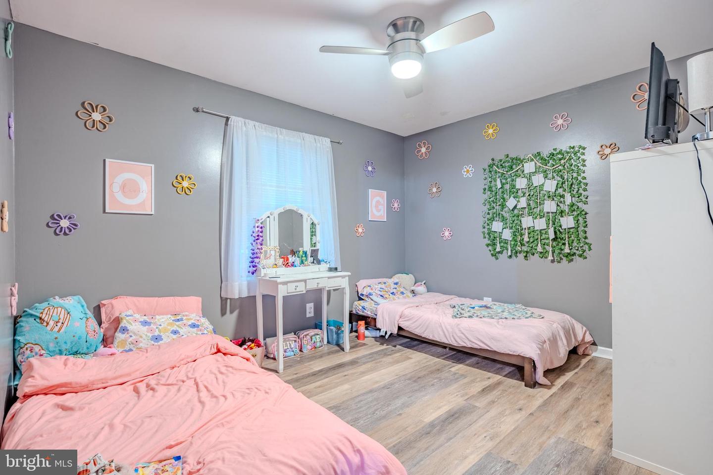 2137 AQUIA DR, STAFFORD, Virginia 22554, 3 Bedrooms Bedrooms, 5 Rooms Rooms,2 BathroomsBathrooms,Residential,For sale,2137 AQUIA DR,VAST2043162 MLS # VAST2043162