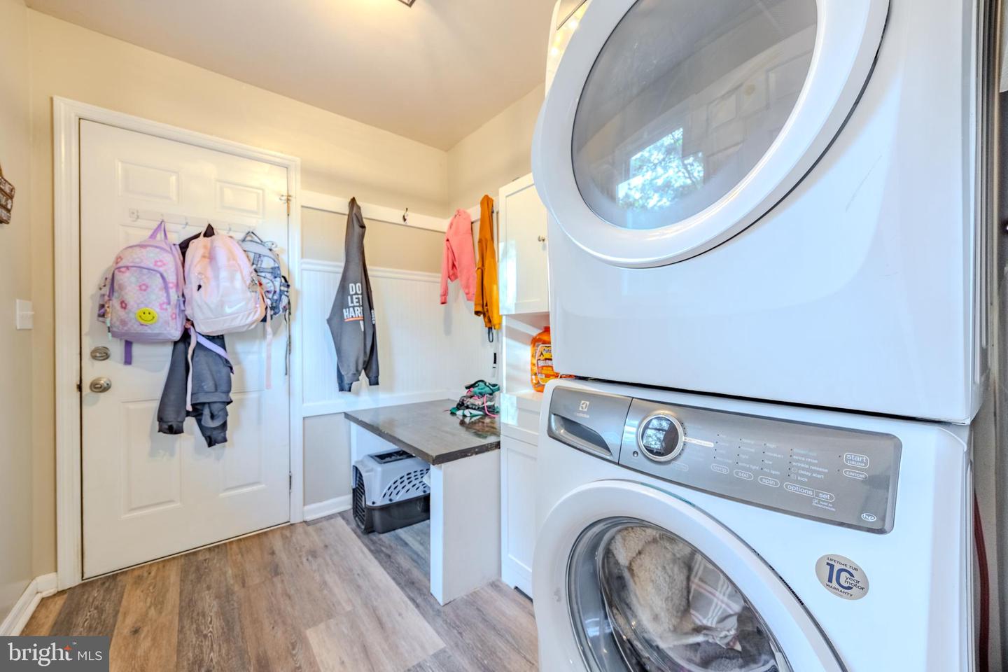 2137 AQUIA DR, STAFFORD, Virginia 22554, 3 Bedrooms Bedrooms, 5 Rooms Rooms,2 BathroomsBathrooms,Residential,For sale,2137 AQUIA DR,VAST2043162 MLS # VAST2043162