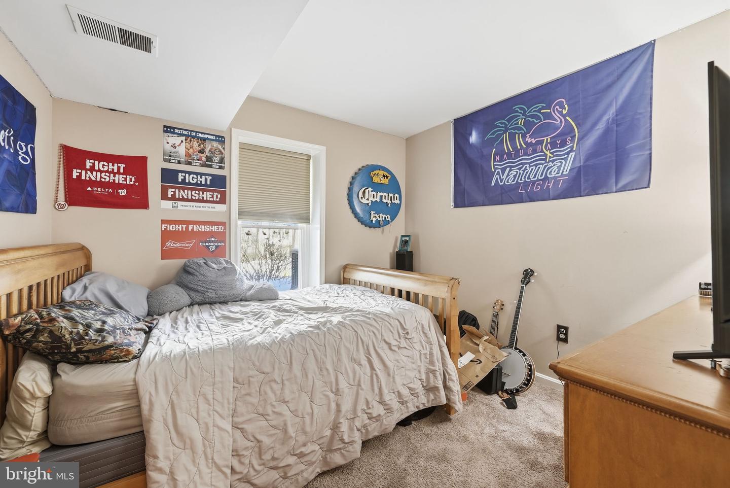 3094 FENNEGAN CT, WOODBRIDGE, Virginia 22192, 4 Bedrooms Bedrooms, ,2 BathroomsBathrooms,Residential,For sale,3094 FENNEGAN CT,VAPW2110626 MLS # VAPW2110626