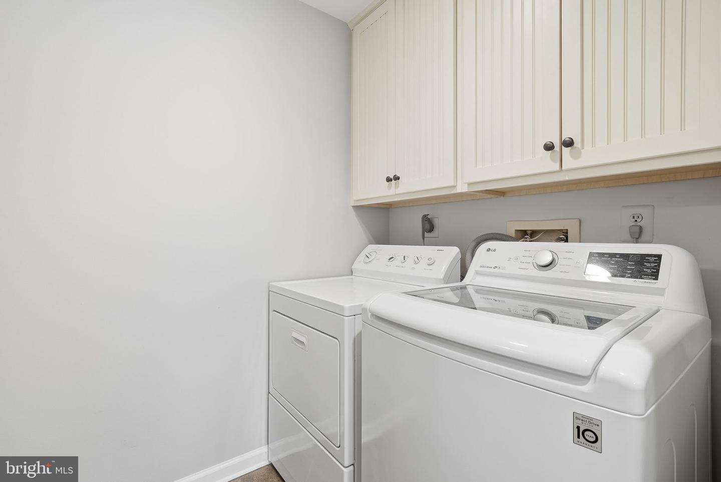 3094 FENNEGAN CT, WOODBRIDGE, Virginia 22192, 4 Bedrooms Bedrooms, ,2 BathroomsBathrooms,Residential,For sale,3094 FENNEGAN CT,VAPW2110626 MLS # VAPW2110626