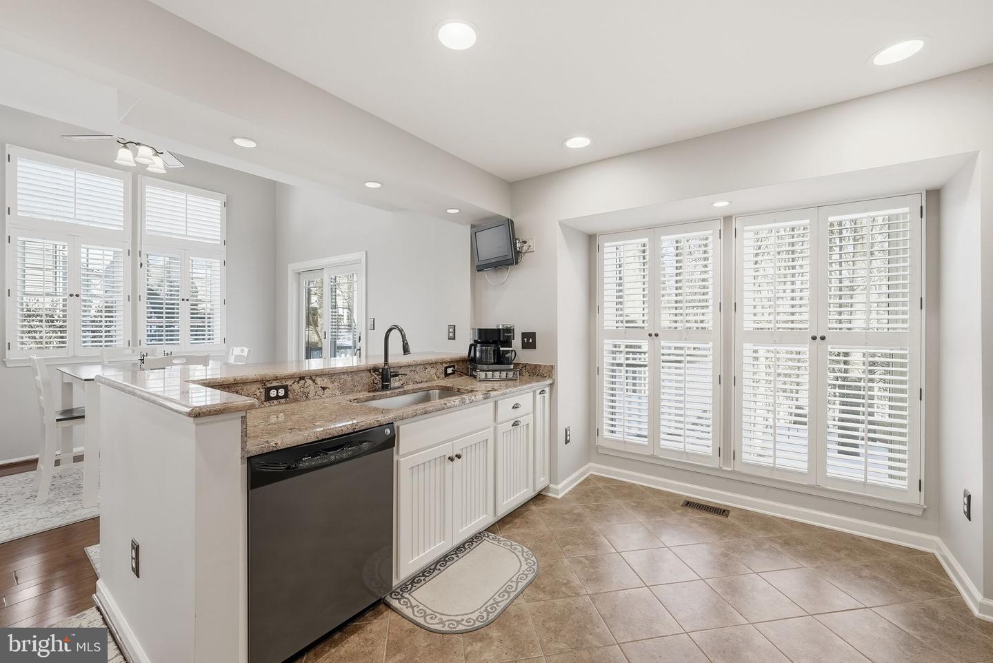 3094 FENNEGAN CT, WOODBRIDGE, Virginia 22192, 4 Bedrooms Bedrooms, ,2 BathroomsBathrooms,Residential,For sale,3094 FENNEGAN CT,VAPW2110626 MLS # VAPW2110626