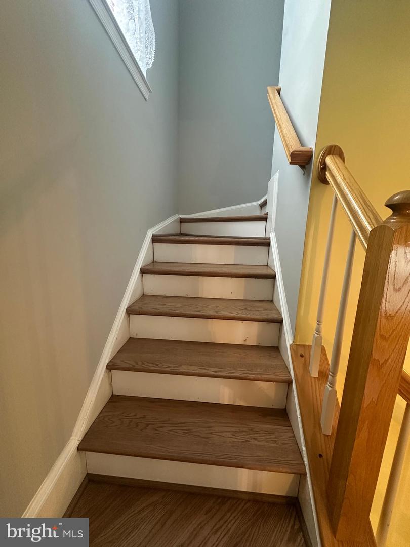 47379 DARKHOLLOW FALLS TER, STERLING, Virginia 20165, 4 Bedrooms Bedrooms, ,3 BathroomsBathrooms,Residential,For sale,47379 DARKHOLLOW FALLS TER,VALO2114960 MLS # VALO2114960