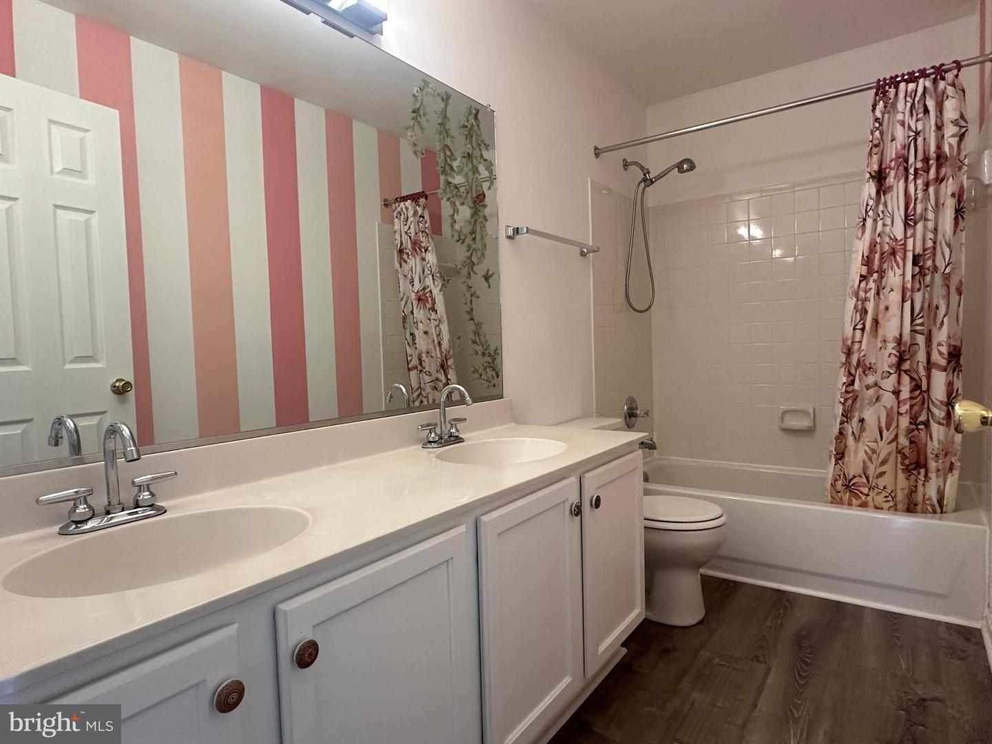 47379 DARKHOLLOW FALLS TER, STERLING, Virginia 20165, 4 Bedrooms Bedrooms, ,3 BathroomsBathrooms,Residential,For sale,47379 DARKHOLLOW FALLS TER,VALO2114960 MLS # VALO2114960