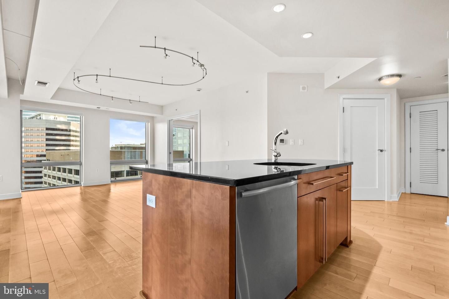 1111 19TH ST N #1903, ARLINGTON, Virginia 22209, 2 Bedrooms Bedrooms, ,2 BathroomsBathrooms,Residential,For sale,1111 19TH ST N #1903,VAAR2068368 MLS # VAAR2068368