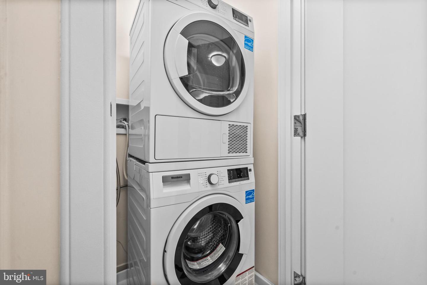 1111 19TH ST N #1903, ARLINGTON, Virginia 22209, 2 Bedrooms Bedrooms, ,2 BathroomsBathrooms,Residential,For sale,1111 19TH ST N #1903,VAAR2068368 MLS # VAAR2068368