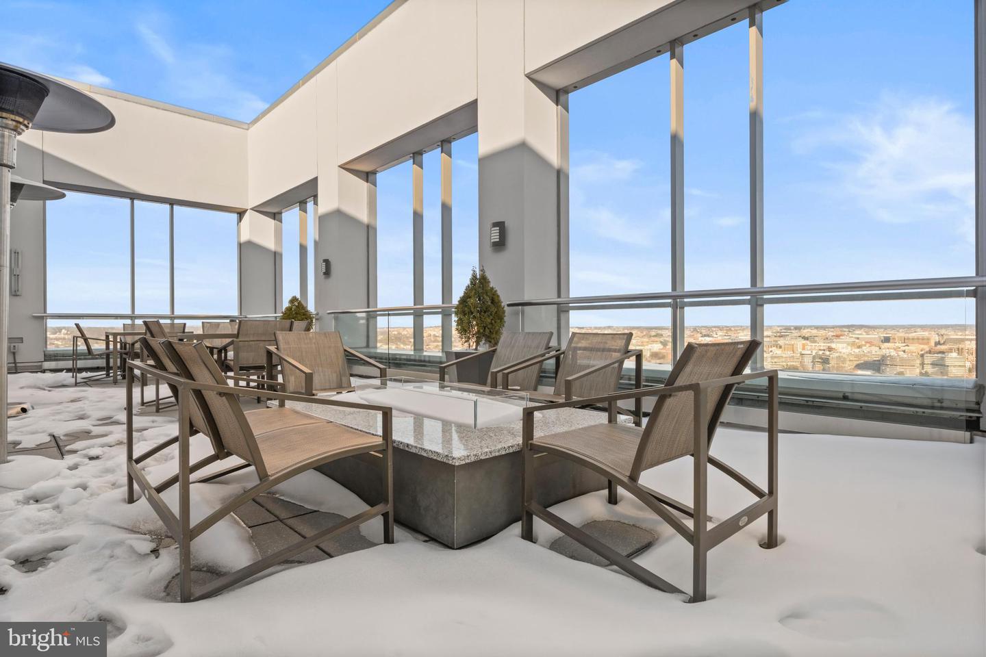 1111 19TH ST N #1903, ARLINGTON, Virginia 22209, 2 Bedrooms Bedrooms, ,2 BathroomsBathrooms,Residential,For sale,1111 19TH ST N #1903,VAAR2068368 MLS # VAAR2068368