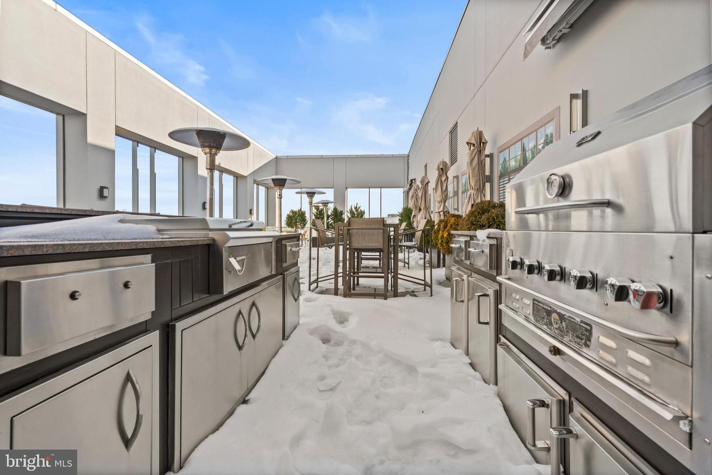 1111 19TH ST N #1903, ARLINGTON, Virginia 22209, 2 Bedrooms Bedrooms, ,2 BathroomsBathrooms,Residential,For sale,1111 19TH ST N #1903,VAAR2068368 MLS # VAAR2068368