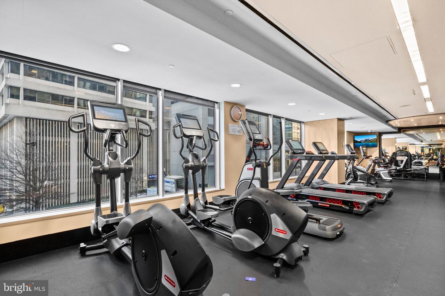 1111 19TH ST N #1903, ARLINGTON, Virginia 22209, 2 Bedrooms Bedrooms, ,2 BathroomsBathrooms,Residential,For sale,1111 19TH ST N #1903,VAAR2068368 MLS # VAAR2068368