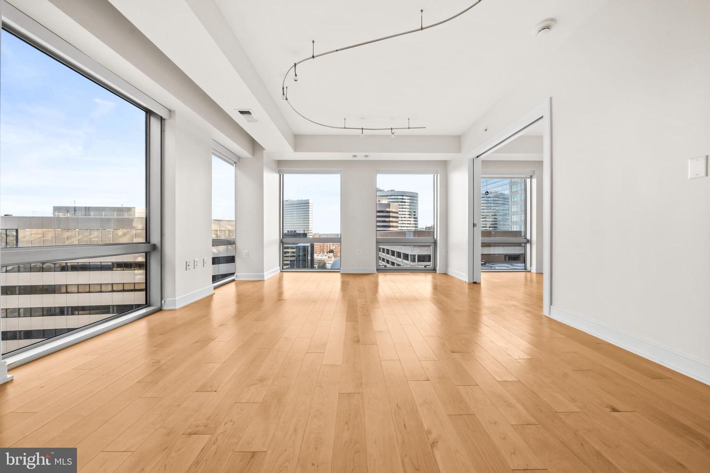 1111 19TH ST N #1903, ARLINGTON, Virginia 22209, 2 Bedrooms Bedrooms, ,2 BathroomsBathrooms,Residential,For sale,1111 19TH ST N #1903,VAAR2068368 MLS # VAAR2068368