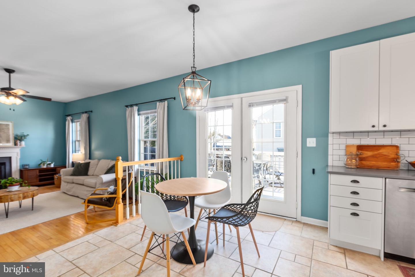 6 SUNSTONE DR, FREDERICKSBURG, Virginia 22406, 4 Bedrooms Bedrooms, ,3 BathroomsBathrooms,Residential,For sale,6 SUNSTONE DR,VAST2045830 MLS # VAST2045830