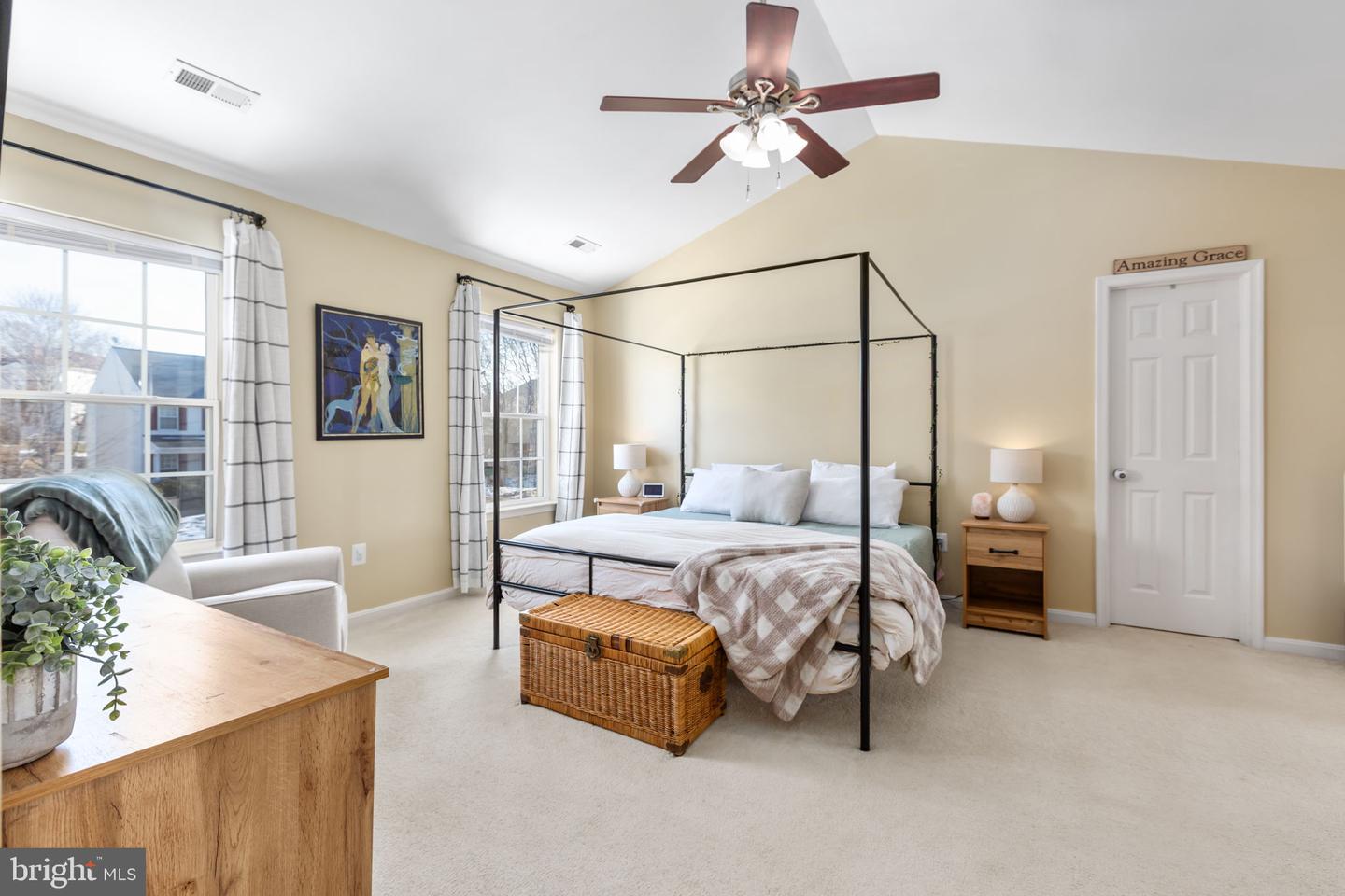 6 SUNSTONE DR, FREDERICKSBURG, Virginia 22406, 4 Bedrooms Bedrooms, ,3 BathroomsBathrooms,Residential,For sale,6 SUNSTONE DR,VAST2045830 MLS # VAST2045830