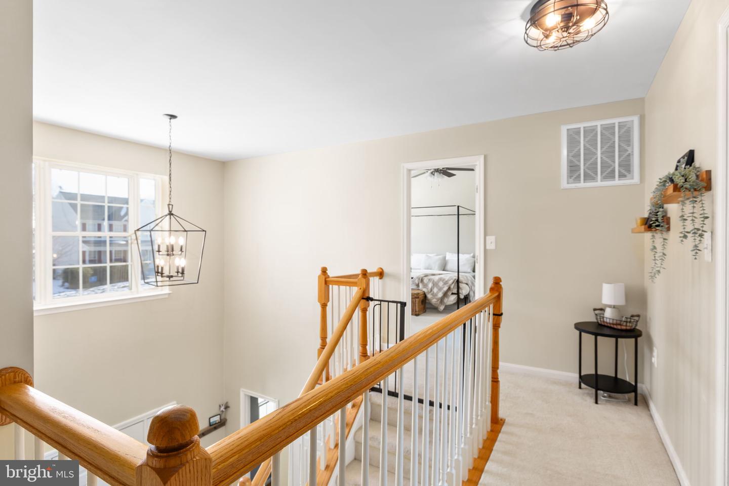 6 SUNSTONE DR, FREDERICKSBURG, Virginia 22406, 4 Bedrooms Bedrooms, ,3 BathroomsBathrooms,Residential,For sale,6 SUNSTONE DR,VAST2045830 MLS # VAST2045830