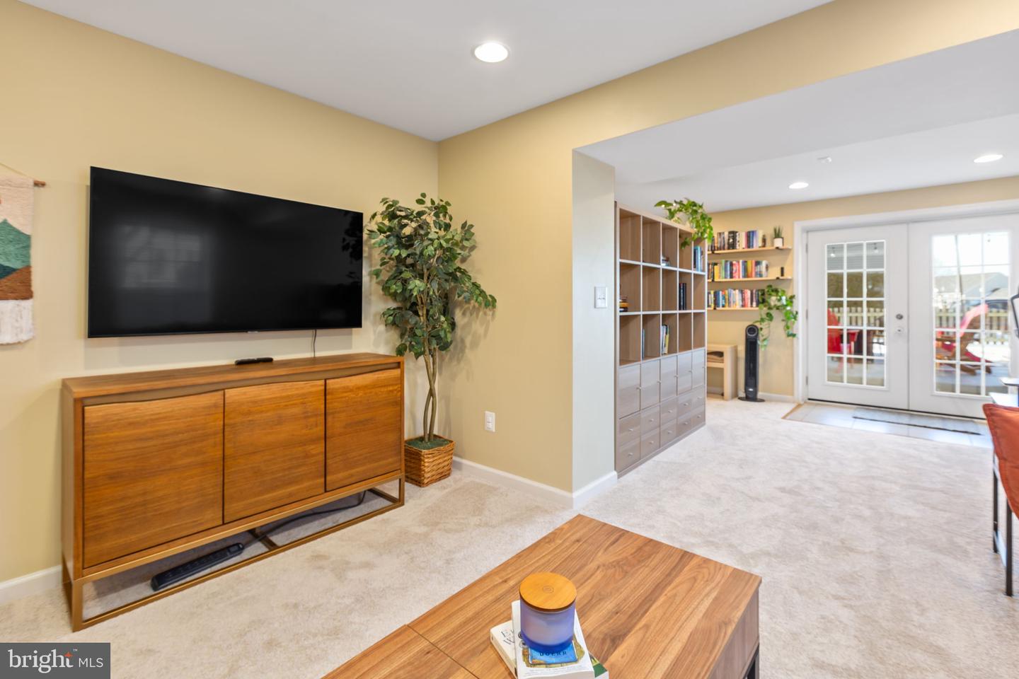 6 SUNSTONE DR, FREDERICKSBURG, Virginia 22406, 4 Bedrooms Bedrooms, ,3 BathroomsBathrooms,Residential,For sale,6 SUNSTONE DR,VAST2045830 MLS # VAST2045830