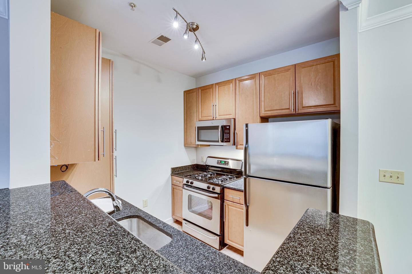 11770 SUNRISE VALLEY DR #325, RESTON, Virginia 20191, 2 Bedrooms Bedrooms, ,2 BathroomsBathrooms,Residential,For sale,11770 SUNRISE VALLEY DR #325,VAFX2289406 MLS # VAFX2289406 11770 SUNRISE VALLEY DR #325, RESTON, Virginia 20191, 2 Bedrooms Bedrooms, ,2 BathroomsBathrooms,Residential,For sale,11770 SUNRISE VALLEY DR #325,VAFX2289406 MLS # VAFX2289406