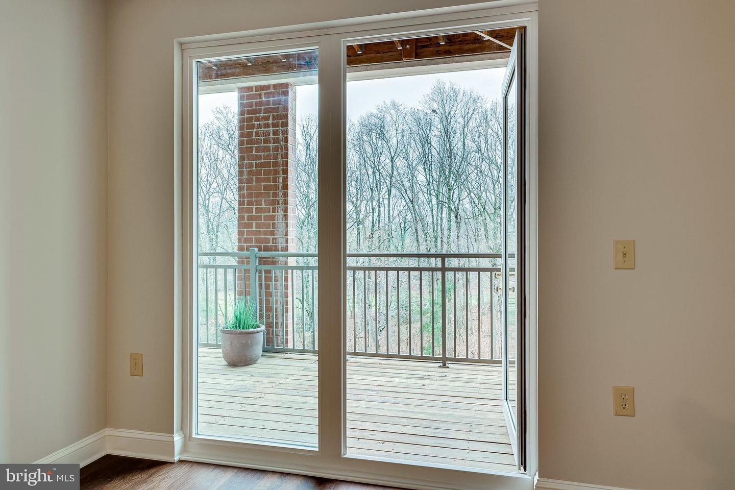 11770 SUNRISE VALLEY DR #325, RESTON, Virginia 20191, 2 Bedrooms Bedrooms, ,2 BathroomsBathrooms,Residential,For sale,11770 SUNRISE VALLEY DR #325,VAFX2289406 MLS # VAFX2289406 11770 SUNRISE VALLEY DR #325, RESTON, Virginia 20191, 2 Bedrooms Bedrooms, ,2 BathroomsBathrooms,Residential,For sale,11770 SUNRISE VALLEY DR #325,VAFX2289406 MLS # VAFX2289406