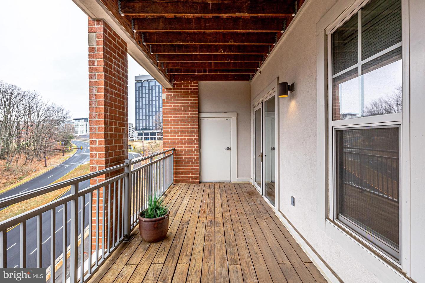 11770 SUNRISE VALLEY DR #325, RESTON, Virginia 20191, 2 Bedrooms Bedrooms, ,2 BathroomsBathrooms,Residential,For sale,11770 SUNRISE VALLEY DR #325,VAFX2289406 MLS # VAFX2289406 11770 SUNRISE VALLEY DR #325, RESTON, Virginia 20191, 2 Bedrooms Bedrooms, ,2 BathroomsBathrooms,Residential,For sale,11770 SUNRISE VALLEY DR #325,VAFX2289406 MLS # VAFX2289406