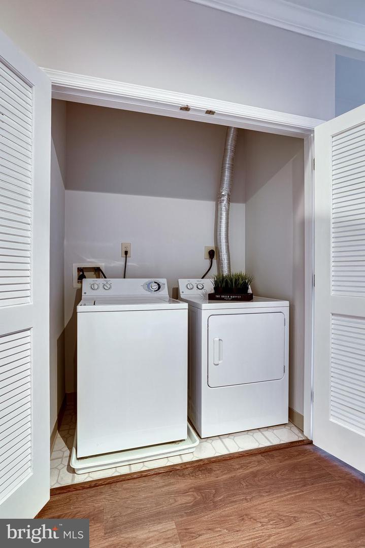 11770 SUNRISE VALLEY DR #325, RESTON, Virginia 20191, 2 Bedrooms Bedrooms, ,2 BathroomsBathrooms,Residential,For sale,11770 SUNRISE VALLEY DR #325,VAFX2289406 MLS # VAFX2289406 11770 SUNRISE VALLEY DR #325, RESTON, Virginia 20191, 2 Bedrooms Bedrooms, ,2 BathroomsBathrooms,Residential,For sale,11770 SUNRISE VALLEY DR #325,VAFX2289406 MLS # VAFX2289406