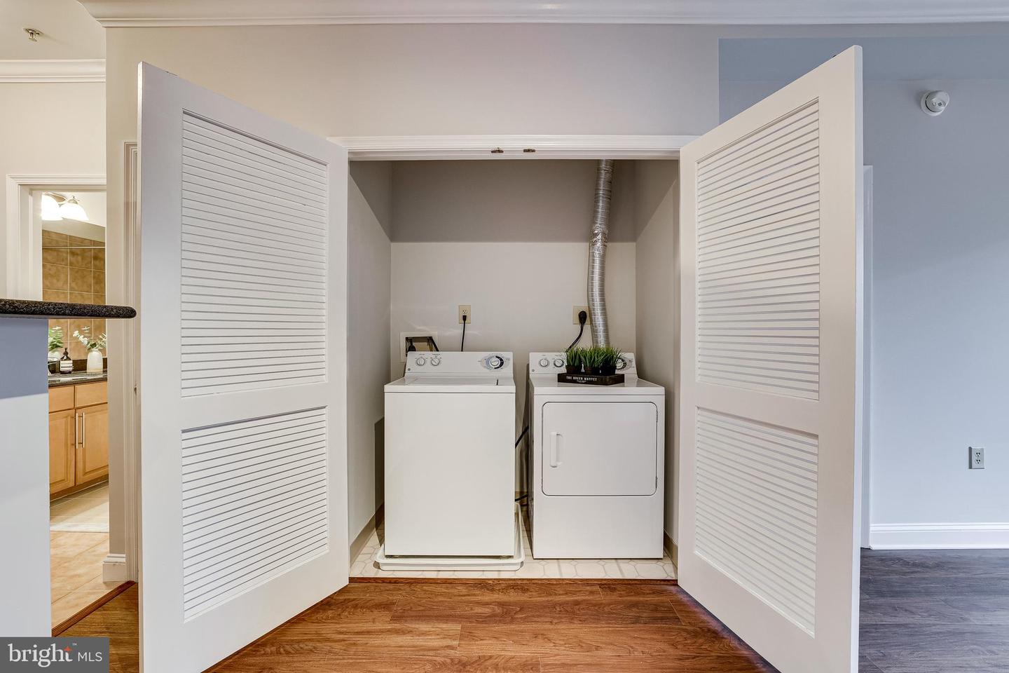 11770 SUNRISE VALLEY DR #325, RESTON, Virginia 20191, 2 Bedrooms Bedrooms, ,2 BathroomsBathrooms,Residential,For sale,11770 SUNRISE VALLEY DR #325,VAFX2289406 MLS # VAFX2289406 11770 SUNRISE VALLEY DR #325, RESTON, Virginia 20191, 2 Bedrooms Bedrooms, ,2 BathroomsBathrooms,Residential,For sale,11770 SUNRISE VALLEY DR #325,VAFX2289406 MLS # VAFX2289406