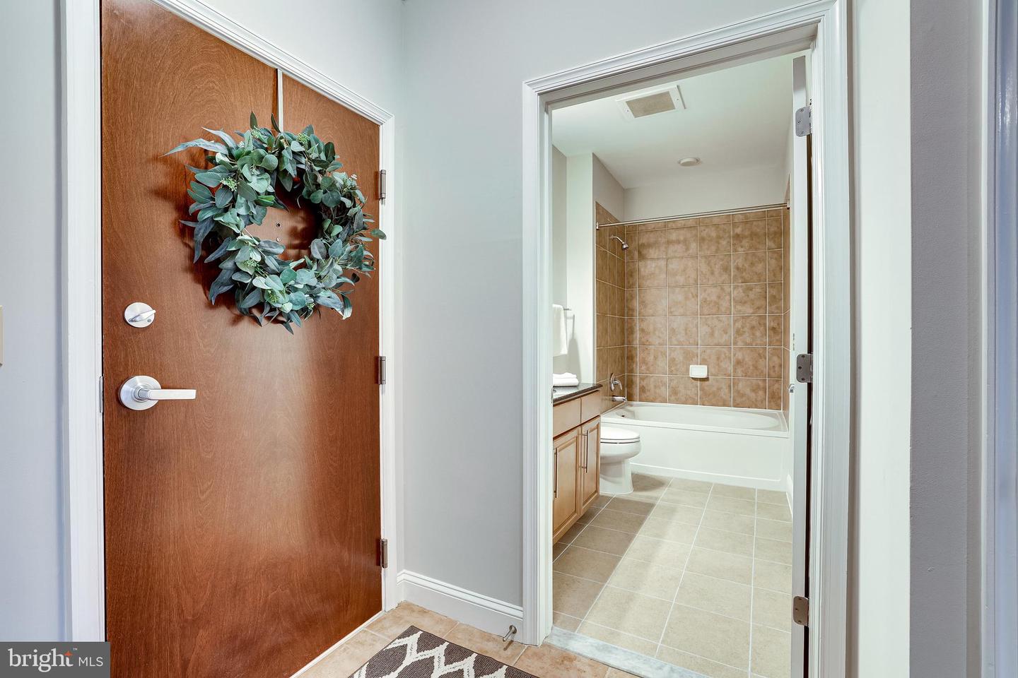 11770 SUNRISE VALLEY DR #325, RESTON, Virginia 20191, 2 Bedrooms Bedrooms, ,2 BathroomsBathrooms,Residential,For sale,11770 SUNRISE VALLEY DR #325,VAFX2289406 MLS # VAFX2289406 11770 SUNRISE VALLEY DR #325, RESTON, Virginia 20191, 2 Bedrooms Bedrooms, ,2 BathroomsBathrooms,Residential,For sale,11770 SUNRISE VALLEY DR #325,VAFX2289406 MLS # VAFX2289406