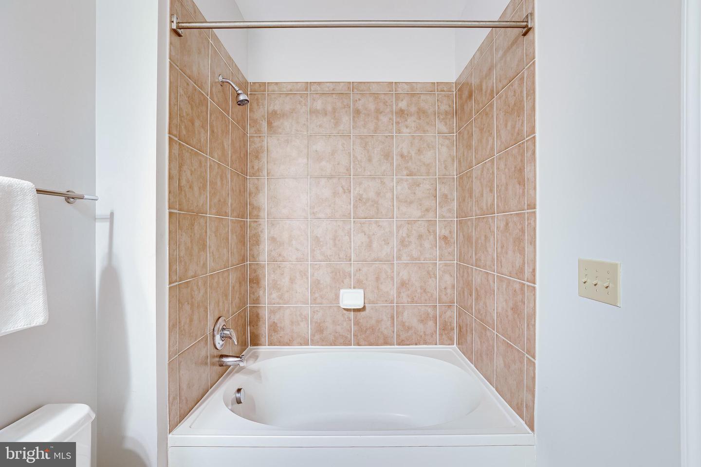 11770 SUNRISE VALLEY DR #325, RESTON, Virginia 20191, 2 Bedrooms Bedrooms, ,2 BathroomsBathrooms,Residential,For sale,11770 SUNRISE VALLEY DR #325,VAFX2289406 MLS # VAFX2289406 11770 SUNRISE VALLEY DR #325, RESTON, Virginia 20191, 2 Bedrooms Bedrooms, ,2 BathroomsBathrooms,Residential,For sale,11770 SUNRISE VALLEY DR #325,VAFX2289406 MLS # VAFX2289406