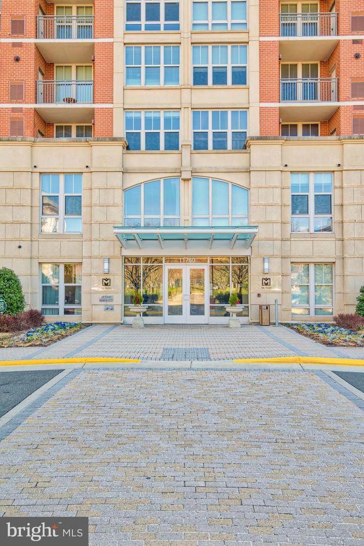 11770 SUNRISE VALLEY DR #325, RESTON, Virginia 20191, 2 Bedrooms Bedrooms, ,2 BathroomsBathrooms,Residential,For sale,11770 SUNRISE VALLEY DR #325,VAFX2289406 MLS # VAFX2289406 11770 SUNRISE VALLEY DR #325, RESTON, Virginia 20191, 2 Bedrooms Bedrooms, ,2 BathroomsBathrooms,Residential,For sale,11770 SUNRISE VALLEY DR #325,VAFX2289406 MLS # VAFX2289406