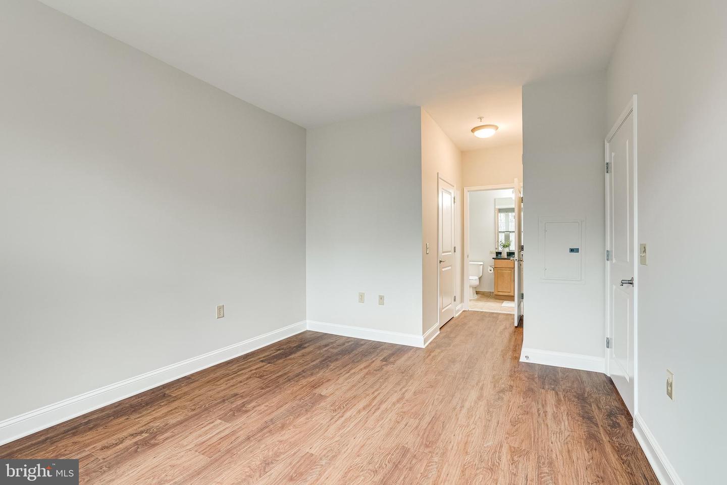 11770 SUNRISE VALLEY DR #325, RESTON, Virginia 20191, 2 Bedrooms Bedrooms, ,2 BathroomsBathrooms,Residential,For sale,11770 SUNRISE VALLEY DR #325,VAFX2289406 MLS # VAFX2289406 11770 SUNRISE VALLEY DR #325, RESTON, Virginia 20191, 2 Bedrooms Bedrooms, ,2 BathroomsBathrooms,Residential,For sale,11770 SUNRISE VALLEY DR #325,VAFX2289406 MLS # VAFX2289406