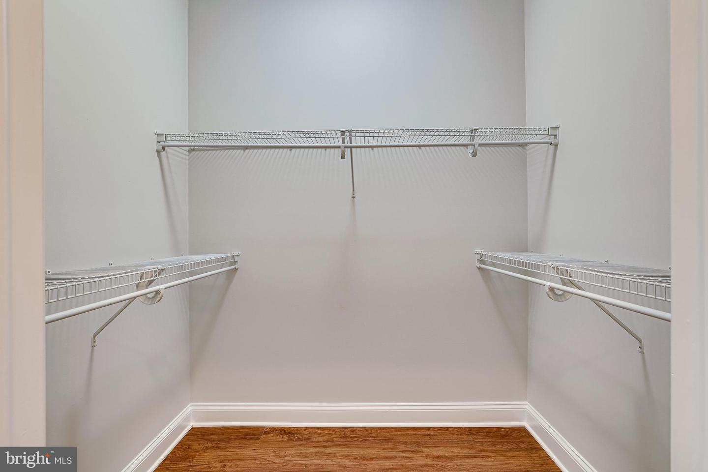 11770 SUNRISE VALLEY DR #325, RESTON, Virginia 20191, 2 Bedrooms Bedrooms, ,2 BathroomsBathrooms,Residential,For sale,11770 SUNRISE VALLEY DR #325,VAFX2289406 MLS # VAFX2289406 11770 SUNRISE VALLEY DR #325, RESTON, Virginia 20191, 2 Bedrooms Bedrooms, ,2 BathroomsBathrooms,Residential,For sale,11770 SUNRISE VALLEY DR #325,VAFX2289406 MLS # VAFX2289406