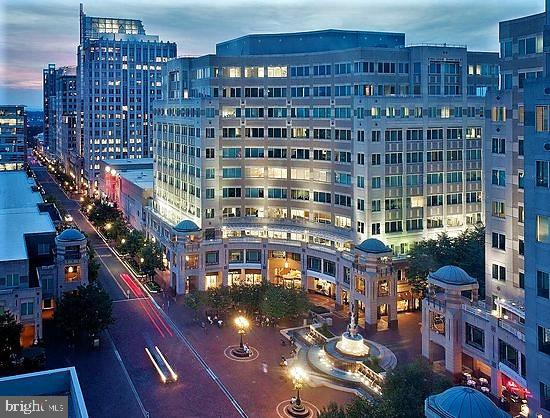 11770 SUNRISE VALLEY DR #325, RESTON, Virginia 20191, 2 Bedrooms Bedrooms, ,2 BathroomsBathrooms,Residential,For sale,11770 SUNRISE VALLEY DR #325,VAFX2289406 MLS # VAFX2289406 11770 SUNRISE VALLEY DR #325, RESTON, Virginia 20191, 2 Bedrooms Bedrooms, ,2 BathroomsBathrooms,Residential,For sale,11770 SUNRISE VALLEY DR #325,VAFX2289406 MLS # VAFX2289406