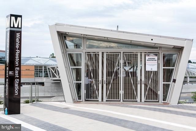 11770 SUNRISE VALLEY DR #325, RESTON, Virginia 20191, 2 Bedrooms Bedrooms, ,2 BathroomsBathrooms,Residential,For sale,11770 SUNRISE VALLEY DR #325,VAFX2289406 MLS # VAFX2289406 11770 SUNRISE VALLEY DR #325, RESTON, Virginia 20191, 2 Bedrooms Bedrooms, ,2 BathroomsBathrooms,Residential,For sale,11770 SUNRISE VALLEY DR #325,VAFX2289406 MLS # VAFX2289406