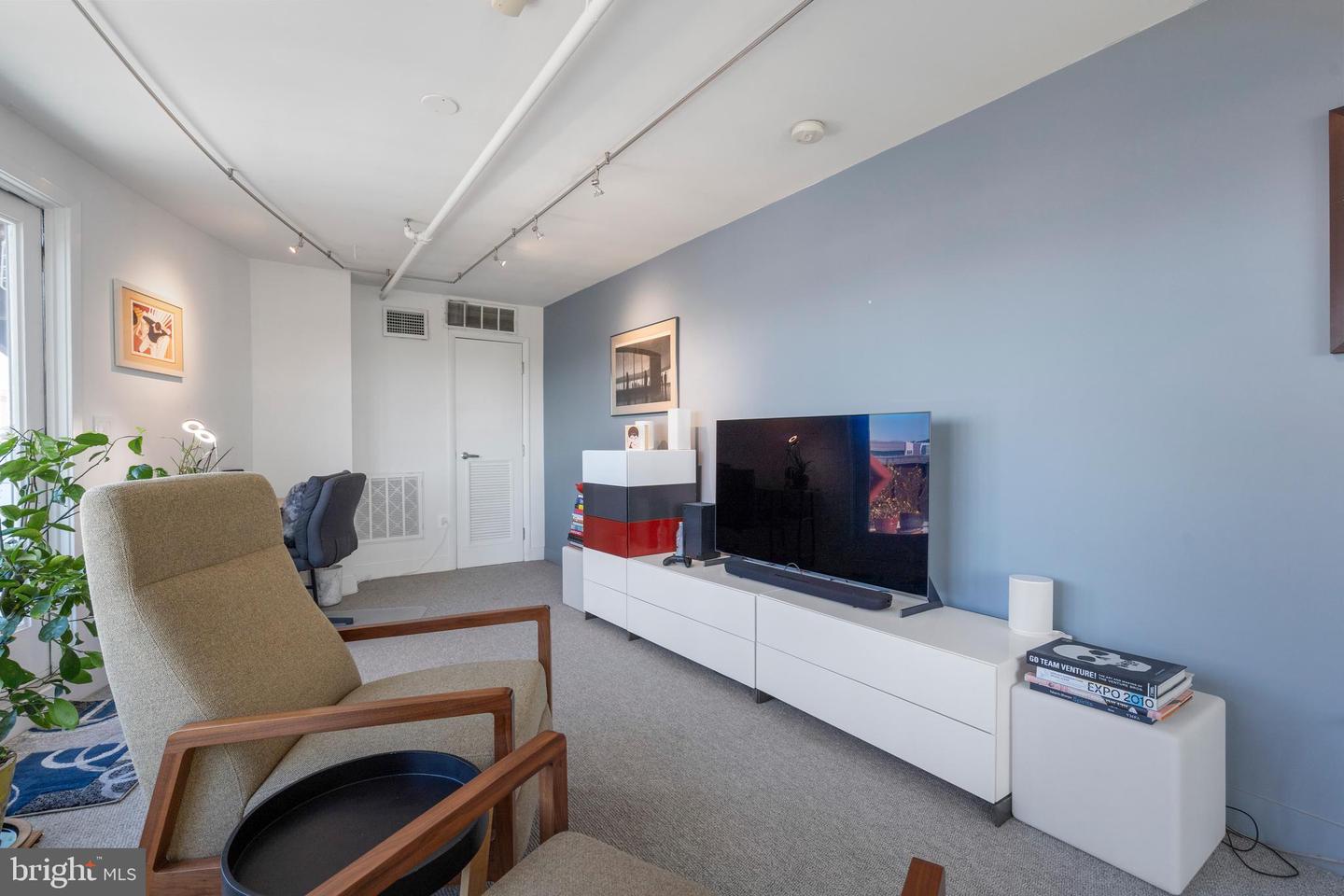 1700 KALORAMA RD NW #PH502, WASHINGTON, District Of Columbia 20009, 2 Bedrooms Bedrooms, ,2 BathroomsBathrooms,Residential,For sale,1700 KALORAMA RD NW #PH502,DCDC2245314 MLS # DCDC2245314