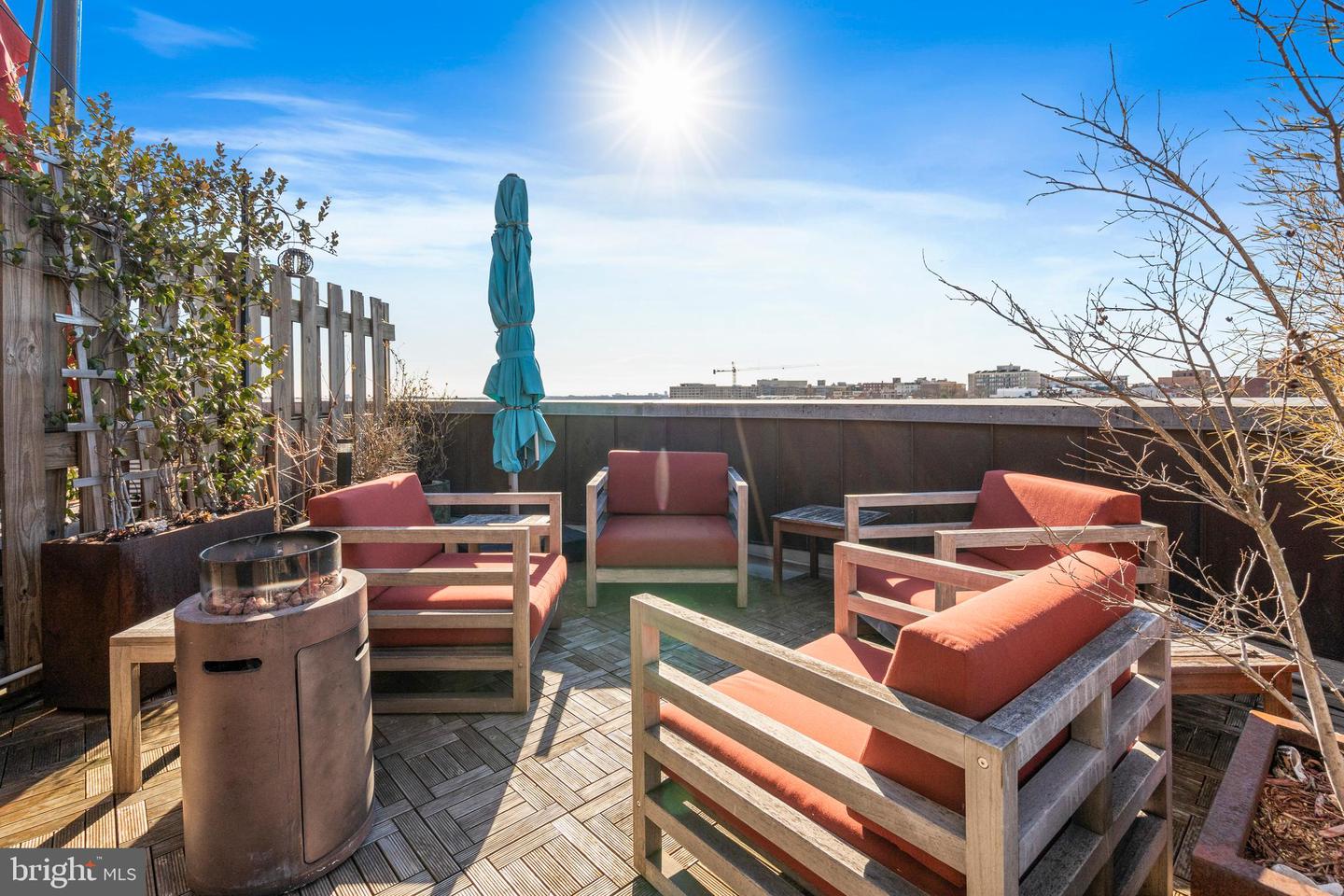 1700 KALORAMA RD NW #PH502, WASHINGTON, District Of Columbia 20009, 2 Bedrooms Bedrooms, ,2 BathroomsBathrooms,Residential,For sale,1700 KALORAMA RD NW #PH502,DCDC2245314 MLS # DCDC2245314