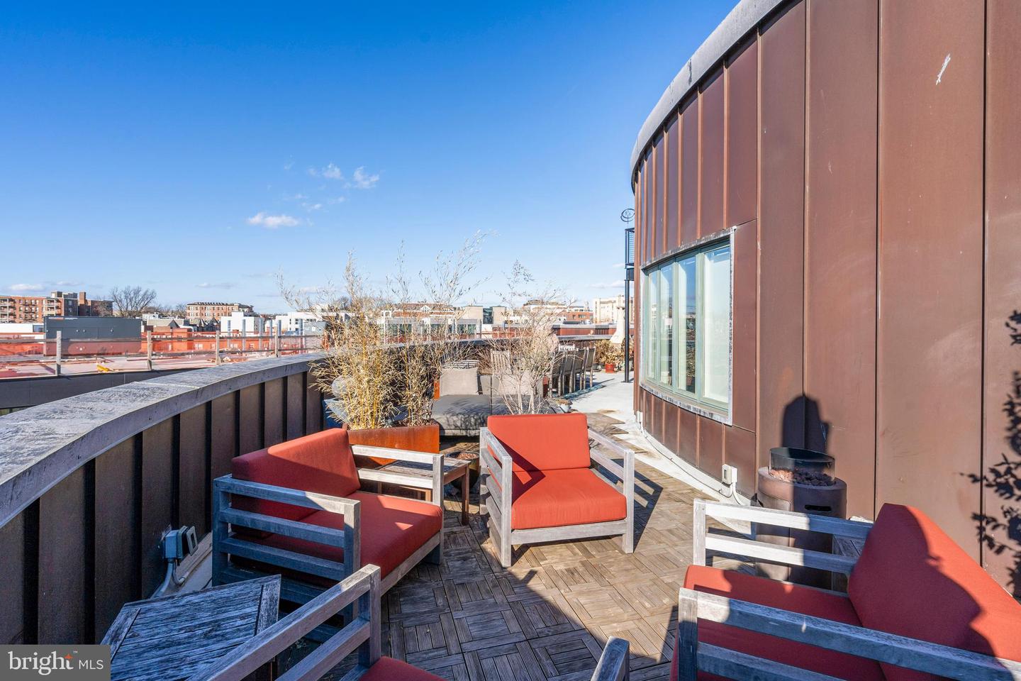 1700 KALORAMA RD NW #PH502, WASHINGTON, District Of Columbia 20009, 2 Bedrooms Bedrooms, ,2 BathroomsBathrooms,Residential,For sale,1700 KALORAMA RD NW #PH502,DCDC2245314 MLS # DCDC2245314