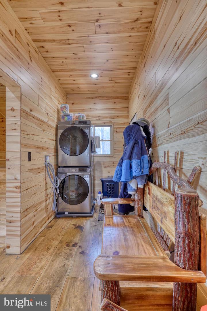 131 UPPER SPRINGS LN, WOODSTOCK, Virginia 22664, 3 Bedrooms Bedrooms, ,3 BathroomsBathrooms,Residential,For sale,131 UPPER SPRINGS LN,VASH2013546 MLS # VASH2013546