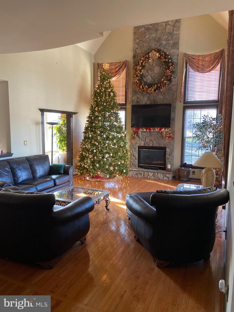 5716 MACINTOSH LOOP, HAYMARKET, Virginia 20169, 4 Bedrooms Bedrooms, 23 Rooms Rooms,5 BathroomsBathrooms,Residential,For sale,5716 MACINTOSH LOOP,VAPW2112366 MLS # VAPW2112366 5716 MACINTOSH LOOP, HAYMARKET, Virginia 20169, 4 Bedrooms Bedrooms, 23 Rooms Rooms,5 BathroomsBathrooms,Residential,For sale,5716 MACINTOSH LOOP,VAPW2112366 MLS # VAPW2112366