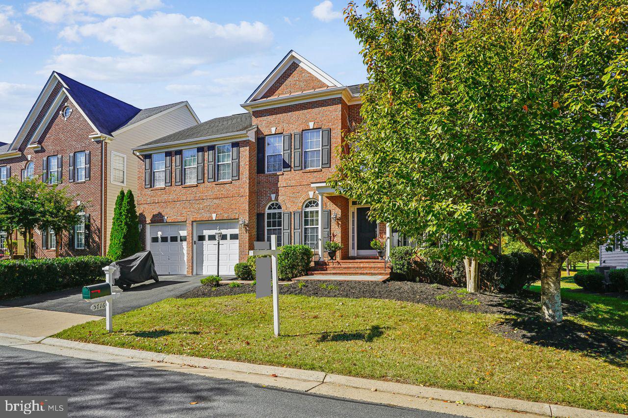 5716 MACINTOSH LOOP, HAYMARKET, Virginia 20169, 4 Bedrooms Bedrooms, 23 Rooms Rooms,5 BathroomsBathrooms,Residential,For sale,5716 MACINTOSH LOOP,VAPW2112366 MLS # VAPW2112366 5716 MACINTOSH LOOP, HAYMARKET, Virginia 20169, 4 Bedrooms Bedrooms, 23 Rooms Rooms,5 BathroomsBathrooms,Residential,For sale,5716 MACINTOSH LOOP,VAPW2112366 MLS # VAPW2112366