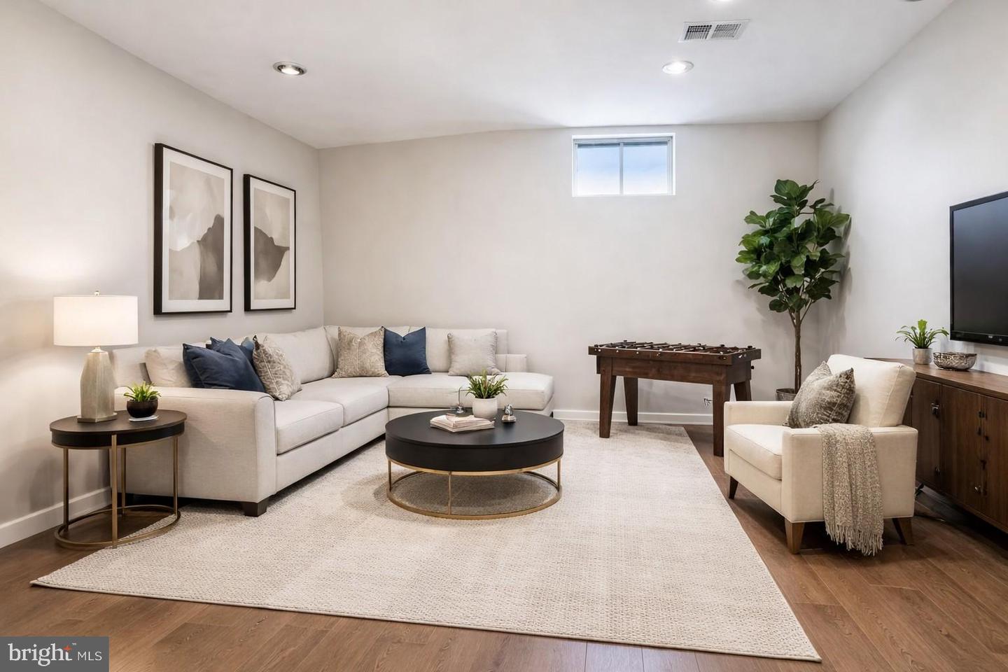 5716 MACINTOSH LOOP, HAYMARKET, Virginia 20169, 4 Bedrooms Bedrooms, 23 Rooms Rooms,5 BathroomsBathrooms,Residential,For sale,5716 MACINTOSH LOOP,VAPW2112366 MLS # VAPW2112366