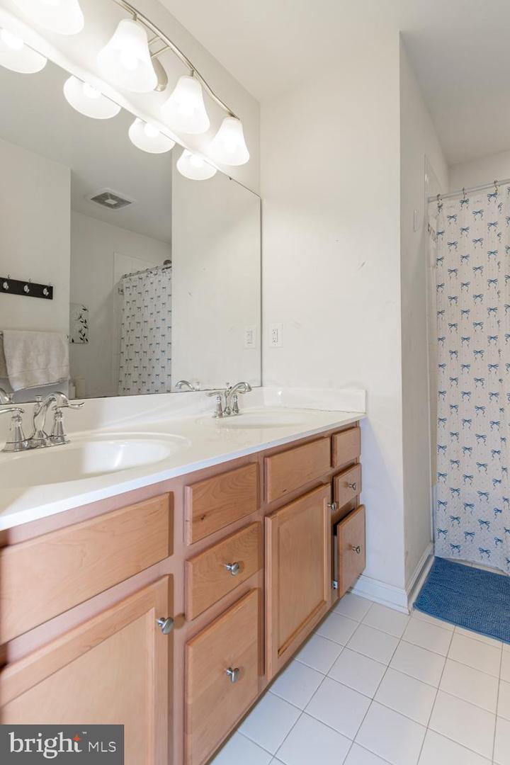 605 CARRIAGE, CULPEPER, Virginia 22701, 6 Bedrooms Bedrooms, ,3 BathroomsBathrooms,Residential,For sale,605 CARRIAGE,VACU2012672 MLS # VACU2012672