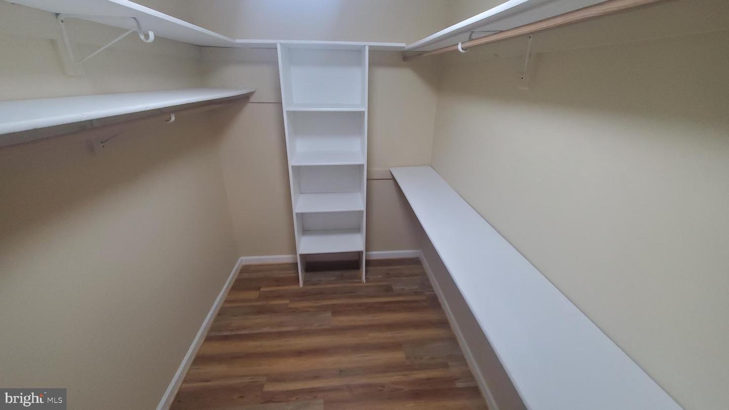 1292-F5 OX RD, WOODSTOCK, Virginia 22664, 2 Bedrooms Bedrooms, ,2 BathroomsBathrooms,Residential,For sale,1292-F5 OX RD,VASH2013568 MLS # VASH2013568