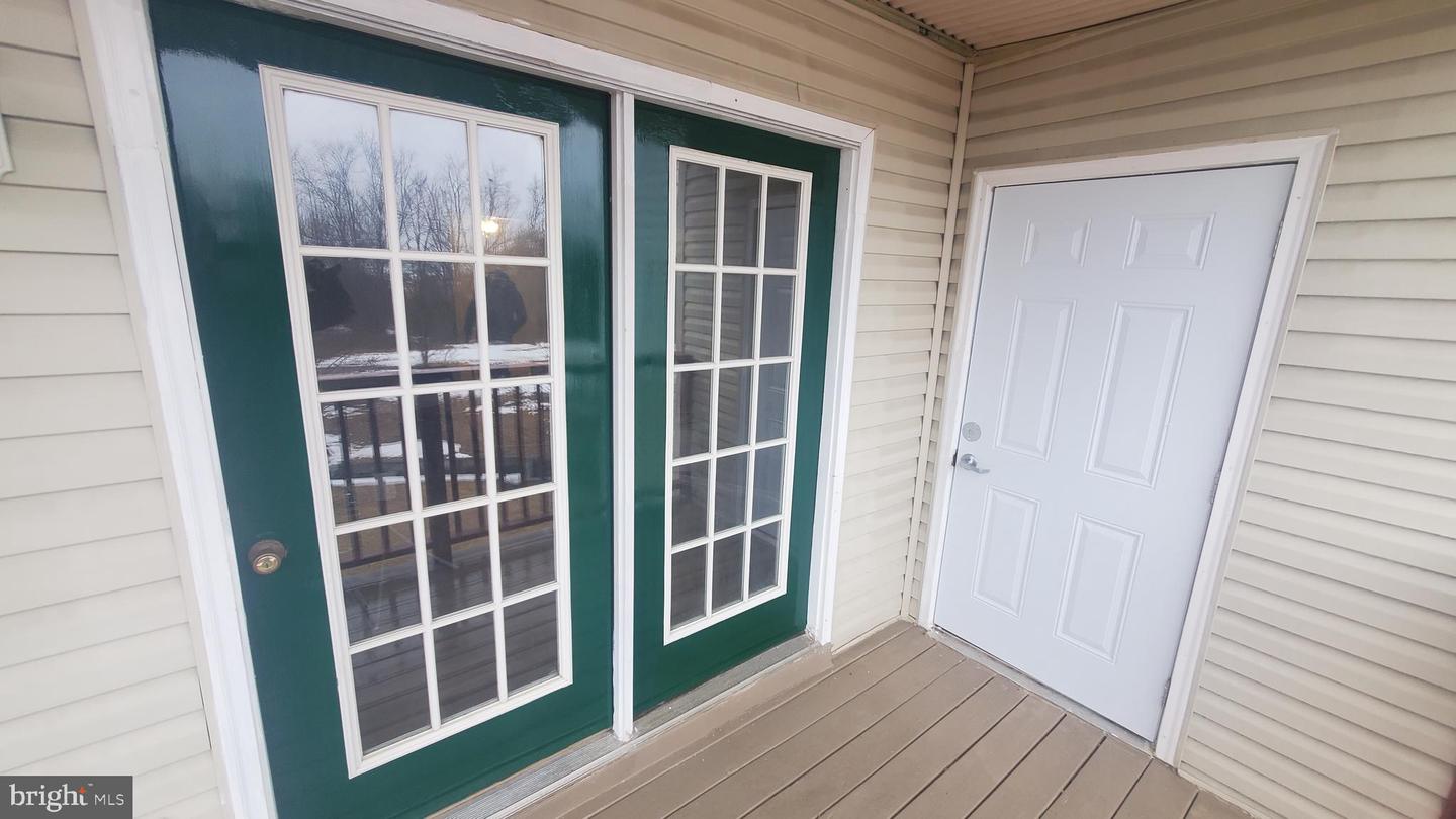 1292-F5 OX RD, WOODSTOCK, Virginia 22664, 2 Bedrooms Bedrooms, ,2 BathroomsBathrooms,Residential,For sale,1292-F5 OX RD,VASH2013568 MLS # VASH2013568