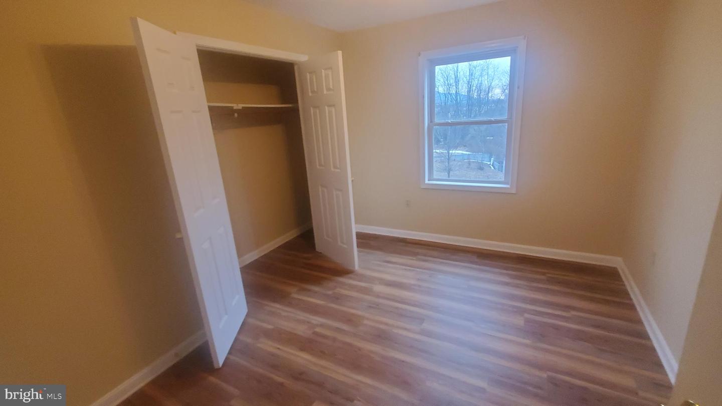 1292-F5 OX RD, WOODSTOCK, Virginia 22664, 2 Bedrooms Bedrooms, ,2 BathroomsBathrooms,Residential,For sale,1292-F5 OX RD,VASH2013568 MLS # VASH2013568