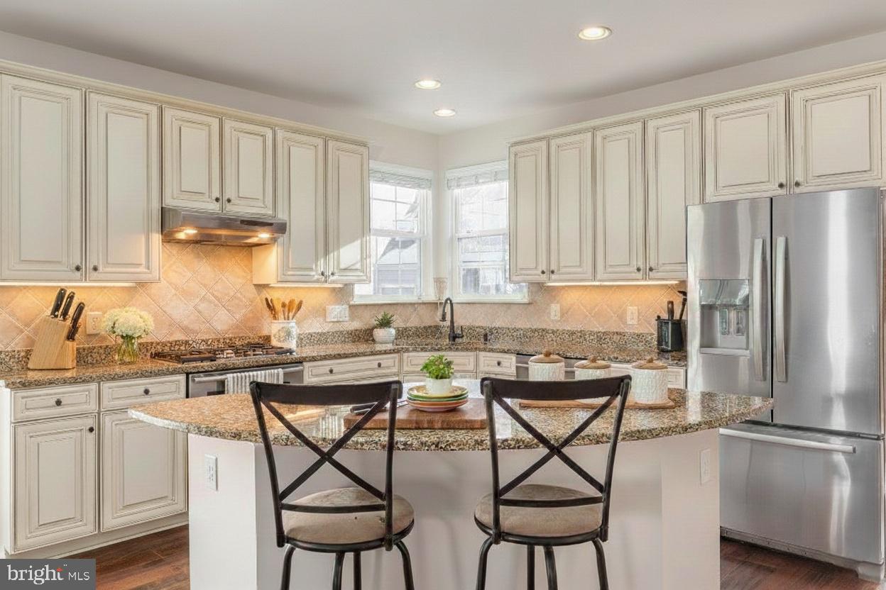 42134 AUTUMN RAIN CIR, BRAMBLETON, Virginia 20148, 5 Bedrooms Bedrooms, ,4 BathroomsBathrooms,Residential,For sale,42134 AUTUMN RAIN CIR,VALO2115822 MLS # VALO2115822