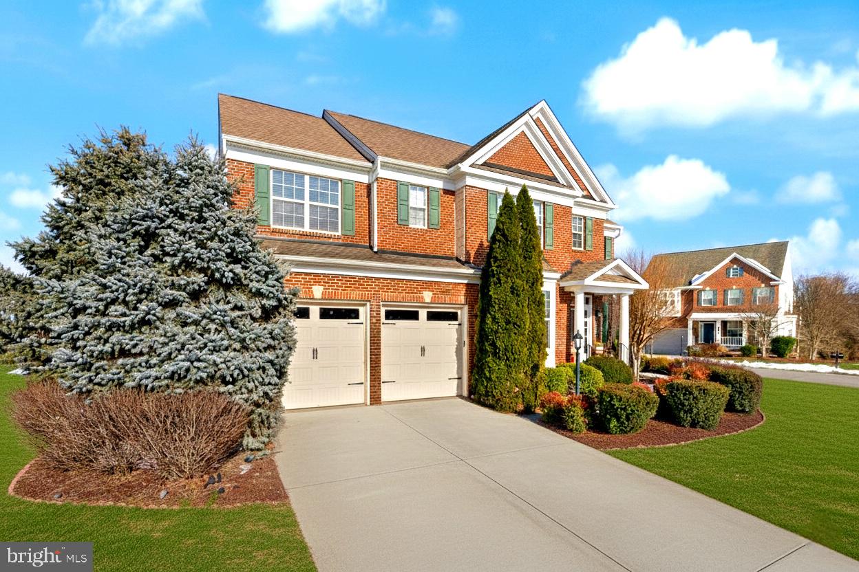 42134 AUTUMN RAIN CIR, BRAMBLETON, Virginia 20148, 5 Bedrooms Bedrooms, ,4 BathroomsBathrooms,Residential,For sale,42134 AUTUMN RAIN CIR,VALO2115822 MLS # VALO2115822