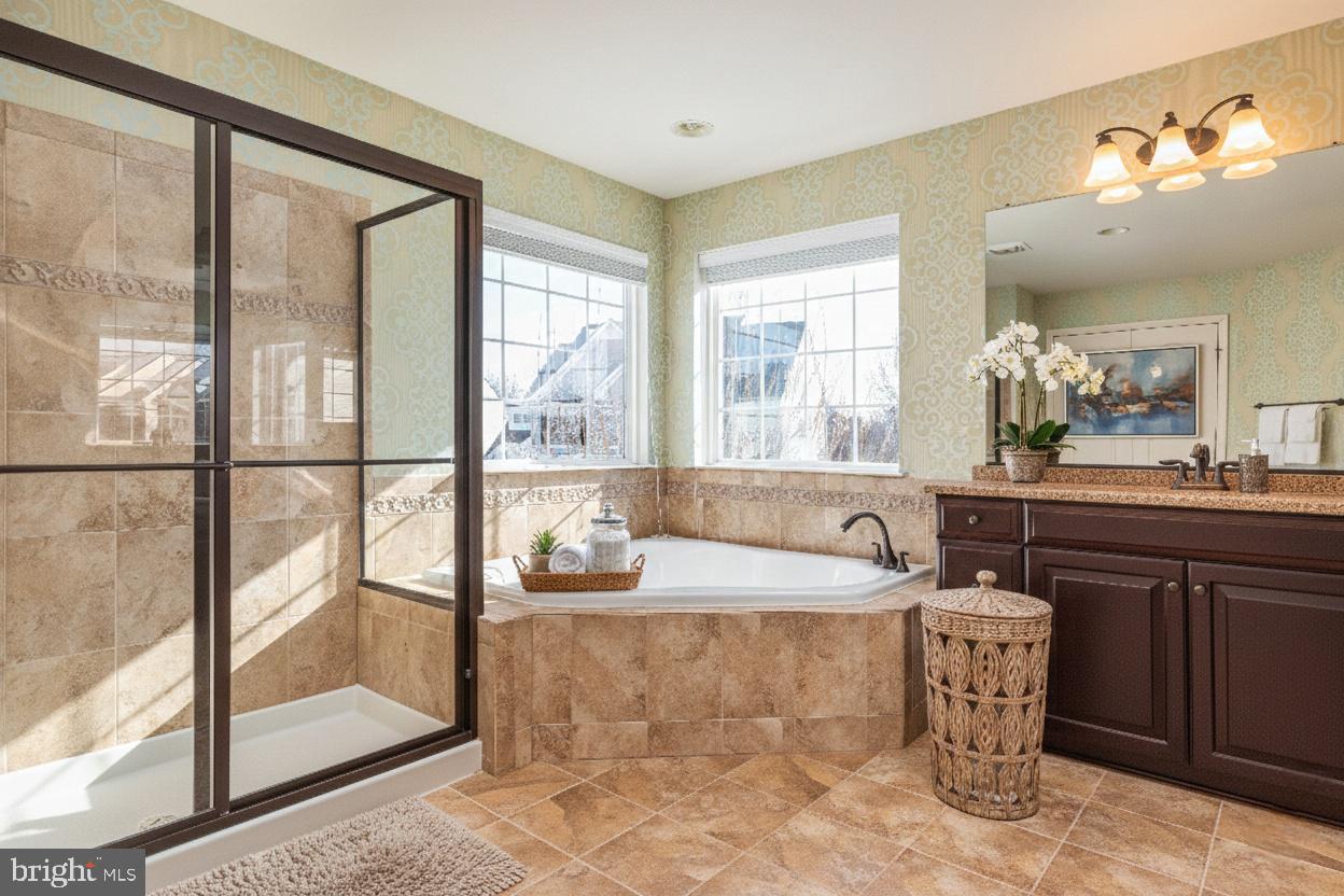 42134 AUTUMN RAIN CIR, BRAMBLETON, Virginia 20148, 5 Bedrooms Bedrooms, ,4 BathroomsBathrooms,Residential,For sale,42134 AUTUMN RAIN CIR,VALO2115822 MLS # VALO2115822