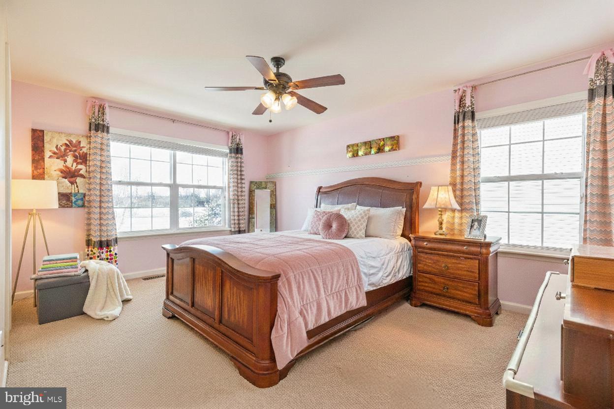 42134 AUTUMN RAIN CIR, BRAMBLETON, Virginia 20148, 5 Bedrooms Bedrooms, ,4 BathroomsBathrooms,Residential,For sale,42134 AUTUMN RAIN CIR,VALO2115822 MLS # VALO2115822