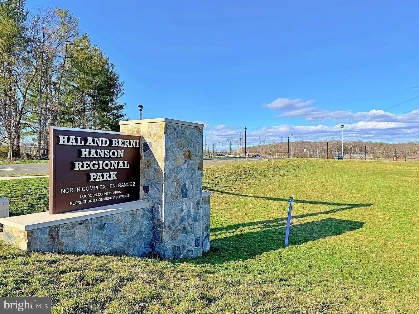 42134 AUTUMN RAIN CIR, BRAMBLETON, Virginia 20148, 5 Bedrooms Bedrooms, ,4 BathroomsBathrooms,Residential,For sale,42134 AUTUMN RAIN CIR,VALO2115822 MLS # VALO2115822