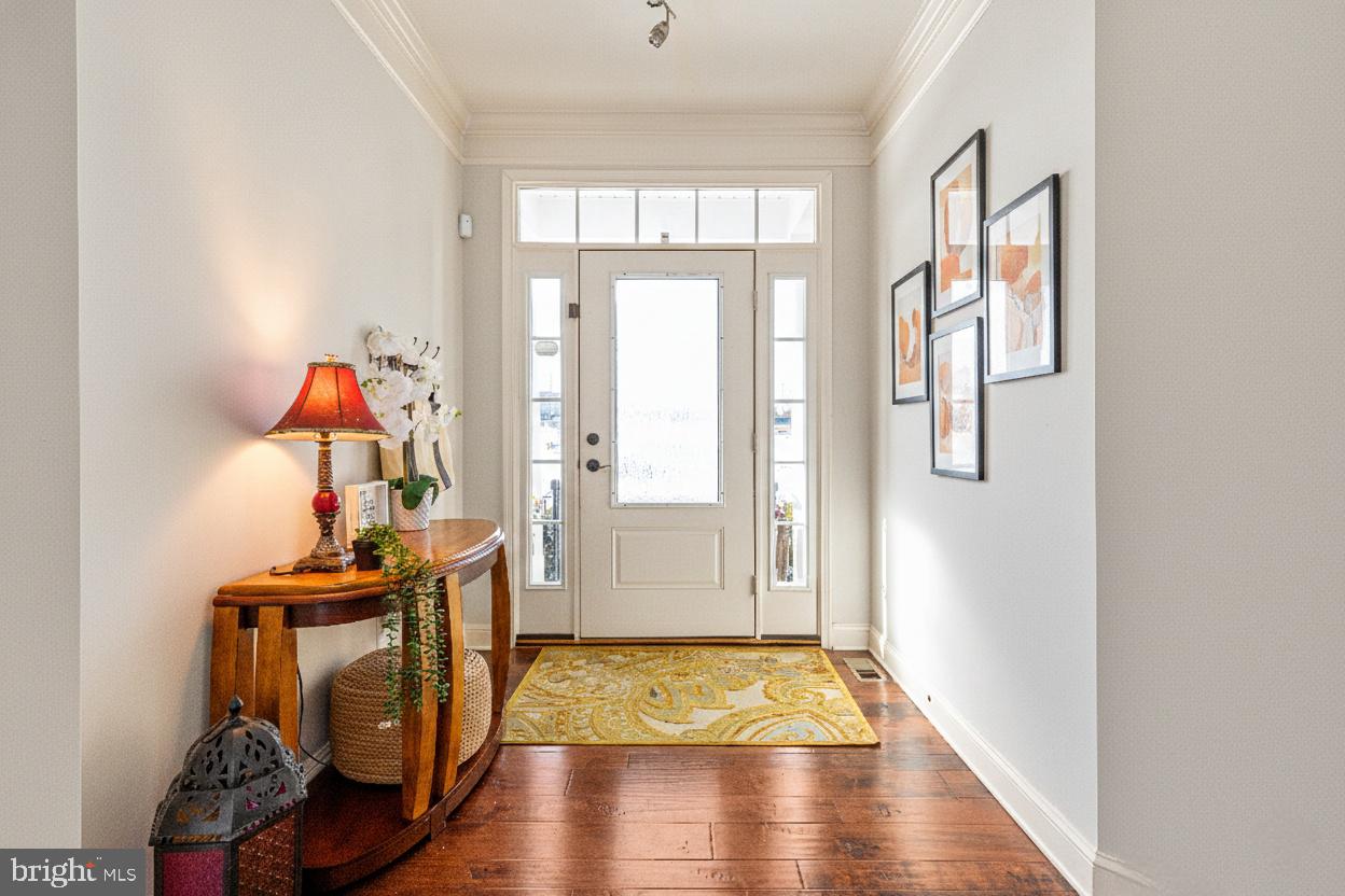 42134 AUTUMN RAIN CIR, BRAMBLETON, Virginia 20148, 5 Bedrooms Bedrooms, ,4 BathroomsBathrooms,Residential,For sale,42134 AUTUMN RAIN CIR,VALO2115822 MLS # VALO2115822