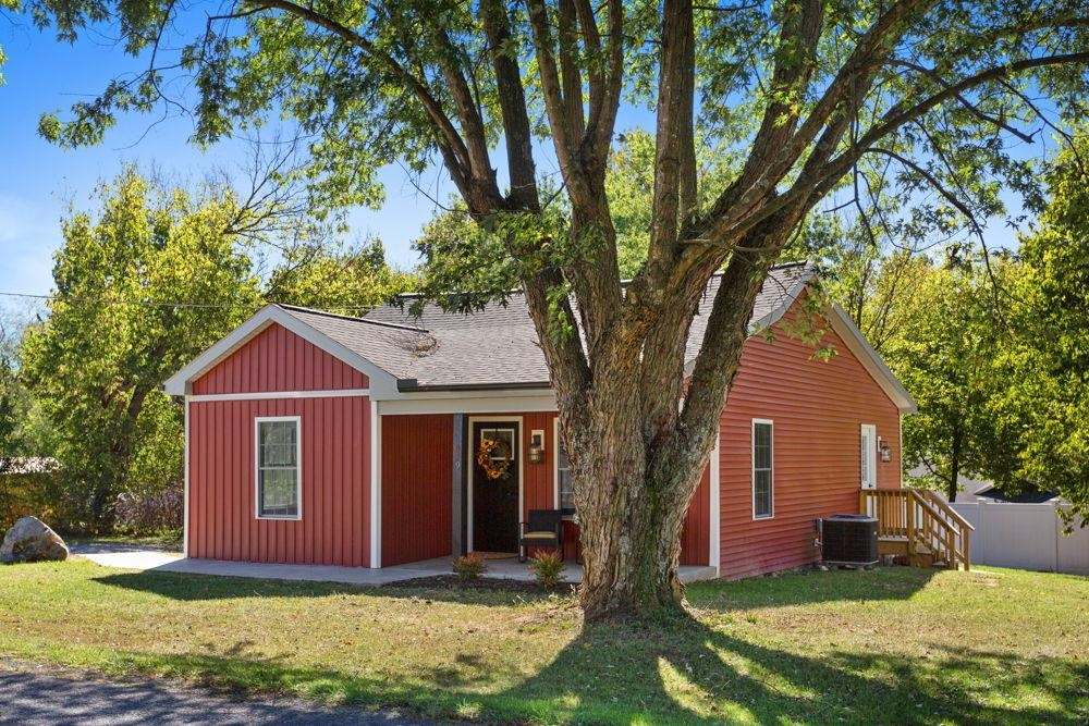 5079 ORCHARD DR, TIMBERVILLE, Virginia 22853, 3 Bedrooms Bedrooms, ,2 BathroomsBathrooms,Residential,5079 ORCHARD DR,670190 MLS # 670190