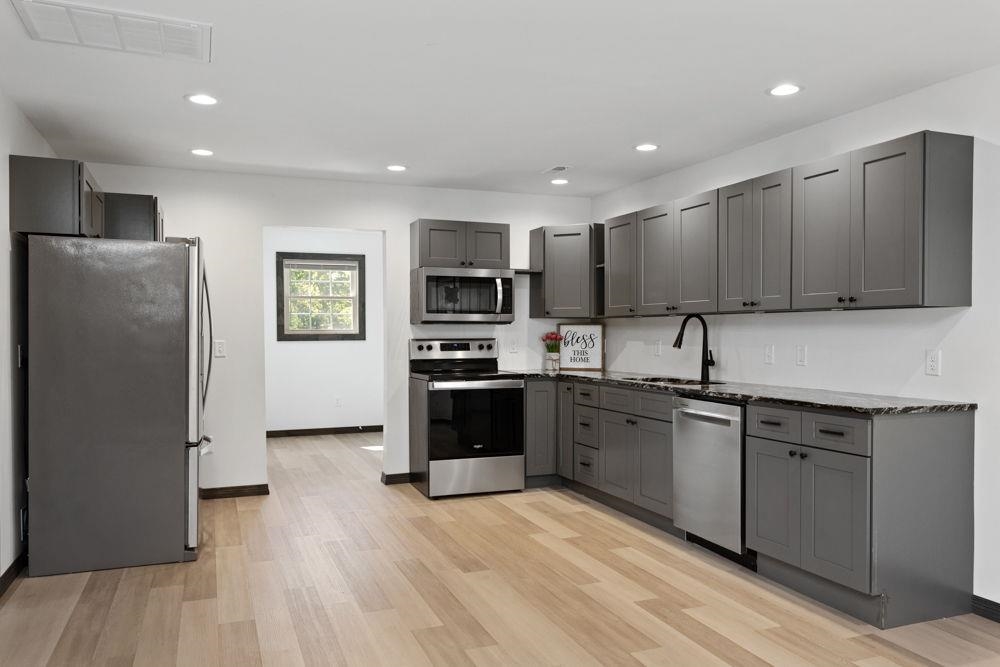 great cabinet space!