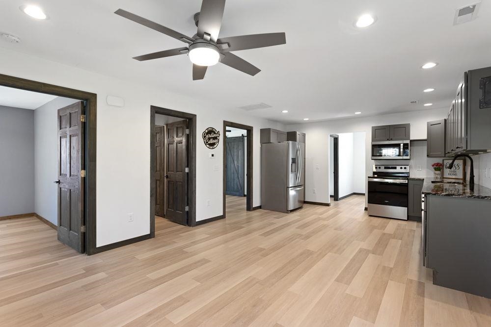 back to kitchen, bedrooms and mudroom.